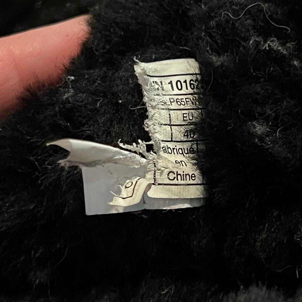 UGG Women's Classic Mini II Boots Size 9 Black 1016222 Sheepskin Ankle Slip On - Picture 8 of 9